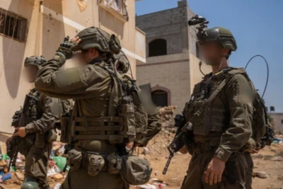 Illustration: Paratroopers Brigade activity in Khan Yunis, July 2025. (Photo: IDF)