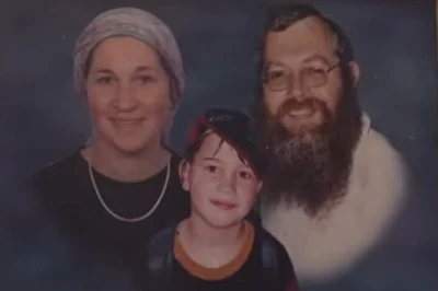 Rabbi Yosef Dikstein, his wife, Hannah and their child Shuv-el. Photo: Screenshot from a Kan 11 video, used under section 27A of the copyright law.