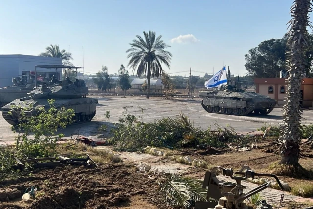 Entry of the IDF combat team forces of Division 401 into the Rafah crossing border on its Gazan side, on the morning of May 7, 2024 (Photo: IDF).