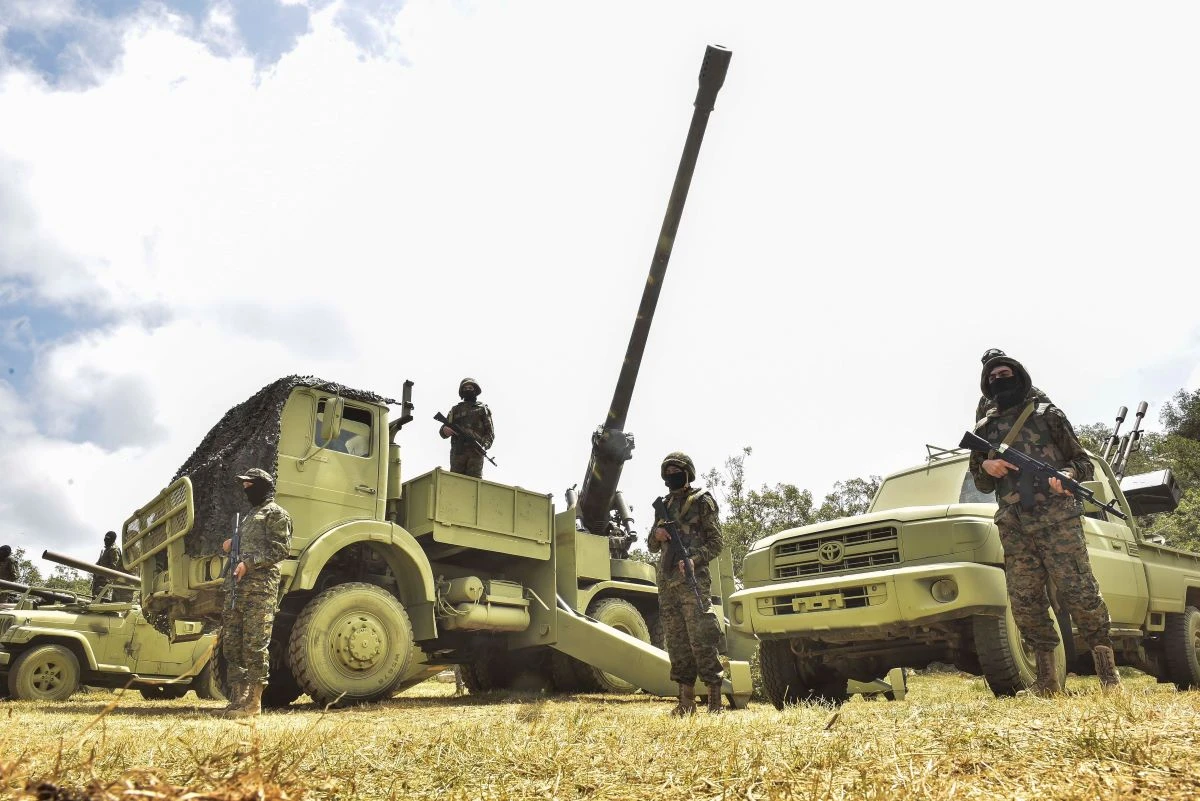 Lebanese Hezbollah fighters in a large-scale military exercise in Aaramta bordering Israel on May 21, 2023 (Photo:  Fadel Itani/NurPhoto)