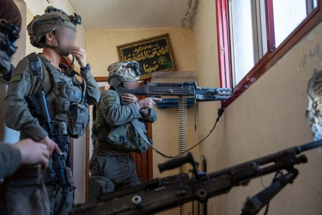 IDF soldiers fighting in Khan Younis, February 21 2024 (Photo: IDF)