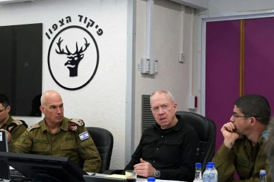 Minister of Defense Yoav Gallant at the IDF’s Northern Command (Photo: Ariel Hermoni (IMoD))