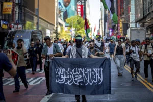 Thousands of pro-Palestine protestors rally and march through mid-town Manhattan. August 16, 2025 in New York City. (Photo: Michael Nigro/Pacific Press via Reuters)