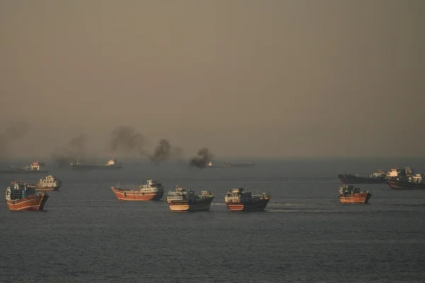 IRGC fires at two ships in Hormuz Strait as US & Iran continue mutual threats