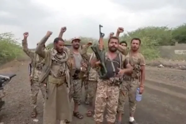 As Yemeni Houthis continue lightning advance, Trump confirms Iran likely behind attack on key Saudi pipeline