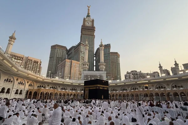 Yemen war escalates as widening Houthi attacks on Saudi Arabia trigger first warning in Mecca