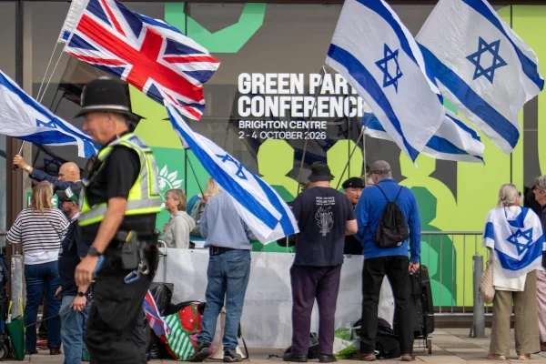 ‘Hamas-ideology’ – Israel slams UK Greens for declaring ‘Zionism is racism,’ advocating end of Israel