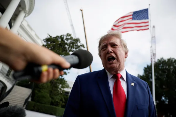 Trump praises Israel’s offer to help Saudi Arabia counter Houthi threat