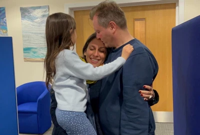 Nazanin Zaghari-Ratcliffe reunited with her husband and daughter, Mar. 17, 2022 (Photo: Free Nazanin/Twitter)