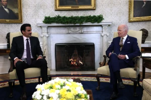 U.S. President Joe Biden holds a bilateral meeting with Qatar's Emir Sheikh Tamim bin Hamad al-Thani in the Oval Office at the White House in Washington, U.S., January 31, 2022 (Photo: REUTERS/Leah Millis).