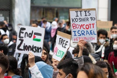 Anti-Israel protest in Vienna, Austria, May 13, 2021 (Photo: Facebook/Austrian Union of Jewish Students)