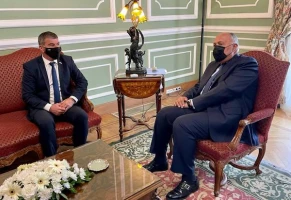 Israeli Foreign Minister Gabi Ashkenazi mets with Egypt’s Foreign Minister Sameh Shoukry in Cairo, May 30, 2021 (Photo: Egypt MFA Spokesperson/Twitter)