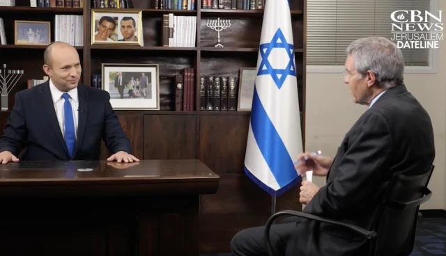 Naftali Bennett interviewed by Chris Mitchell, CBN News Middle East Bureau Chief, March 11, 2021. (Photo: screenshot)