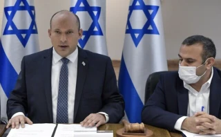 Prime Minister Naftali Bennett opens a Coronavirus Cabinet meeting, Nov. 27, 2021. (Photo: Kobi Gideon/GPO)