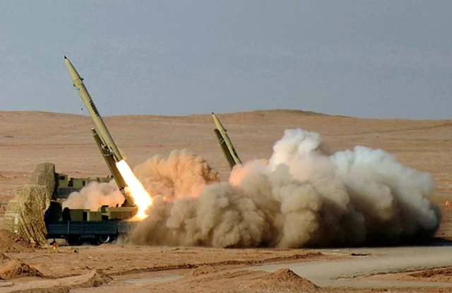 Illustrative - Fateh-110, Iranian ballistic surface-to-surface missile (Photo: Hossein Velayati/Wikimedia Commons)