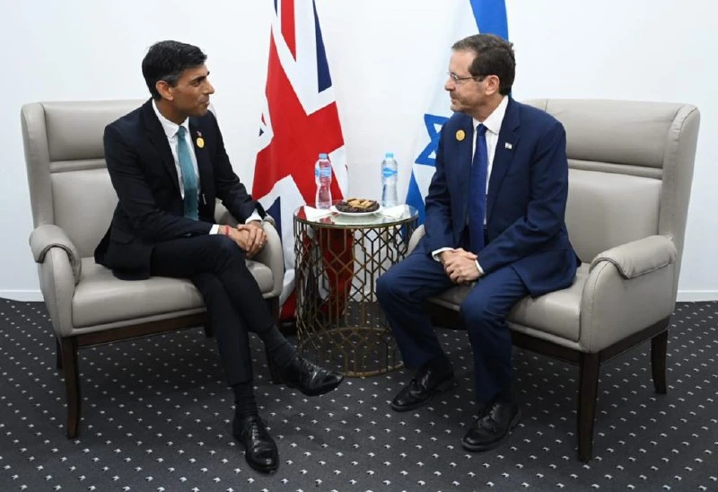 President Isaac Herzog meets for the first time with British Prime Minister Rishi Sunak (Photo: Haim Zach/GPO)