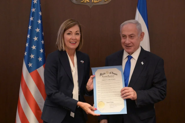 Prime Minister Benjamin Netanyahu meets with Iowa Governor Kim Reynolds, June 28, 2023 (Photo: Amos Ben-Gershom/GPO)