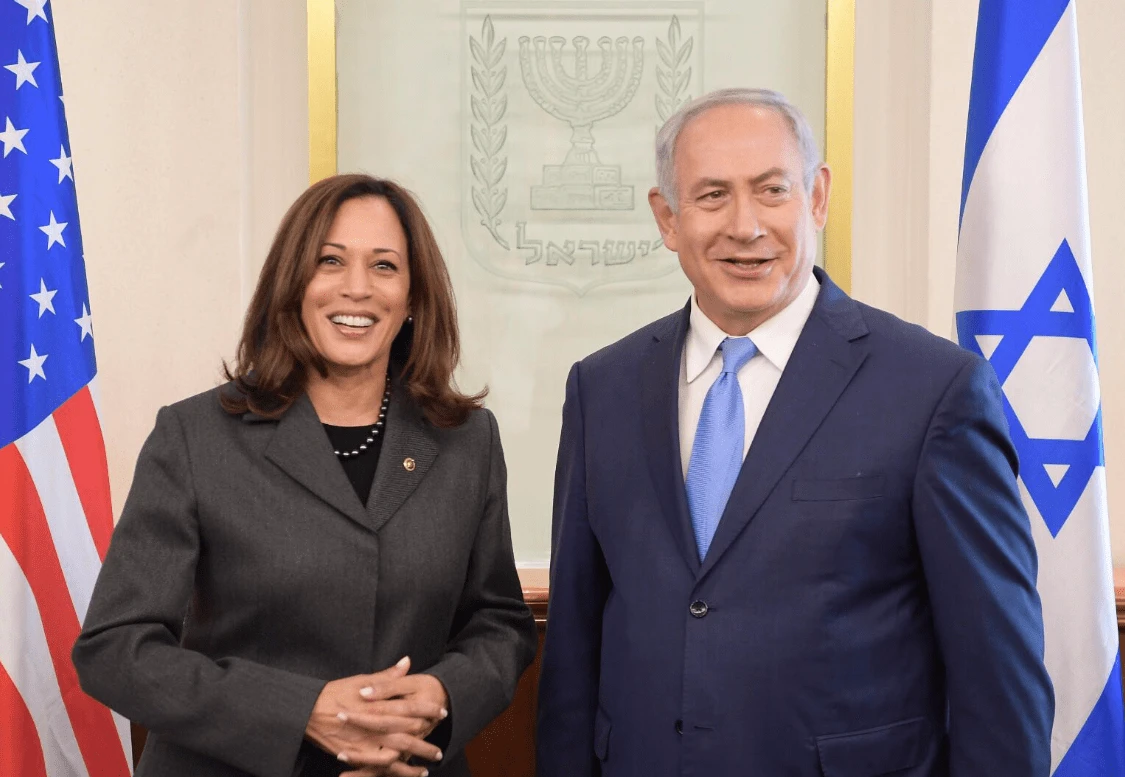 Sen. Kamala Harris, left, hosted by Israeli PM Netanyahu in his Jerusalem office, November 2017 (Amos Ben Gershom/GPO)