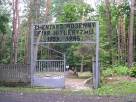 Memorial for Jews murdered in Kańczuga between 1942 and 1945 (Photo: Kanczuga.org)