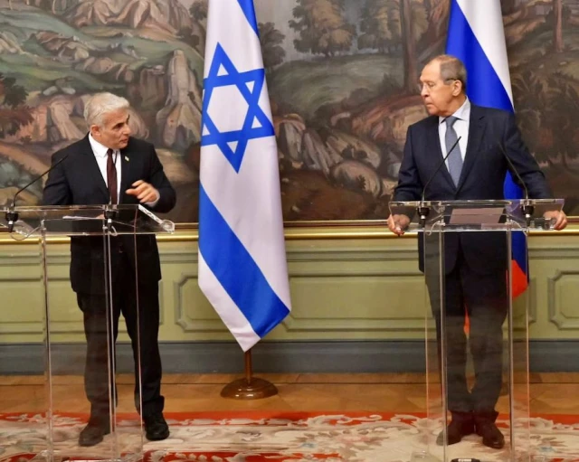 Israeli Foreign Minister Yair Lapid in a press conference with Russian Foreign Minister Sergey Lavrov in Moscow, Sep. 9, 2021 (Photo: Israel Ministry of Foreign Affairs)