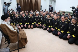 Iranian Supreme Leader Ayatollah Khamenei meets with Naval commanders (Photo: Office of the Supreme Leader)