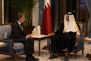US Secretary of State Antony Blinken (L) meets with Qatar's Emir Sheikh Tamim bin Hamad al-Thani in Doha, Qatar, Feb. 6, 2024. (Photo: Twitter)