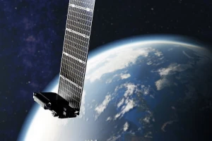 3D rendering of internet Starlink satellite in space near Earth (Photo: Shutterstock)