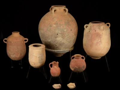 The storage vessels after restoration (Photo: Dafna Gazit/Israel Antiquities Authority)
