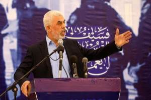 Yahya Sinwar speaks during a meeting, in Gaza City, on April 30, 2022 (Photo: Attia Muhammed/Flash90).