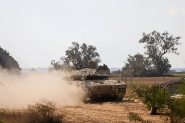 IDF tanks (Photo: Chaim Goldberg/Flash90).