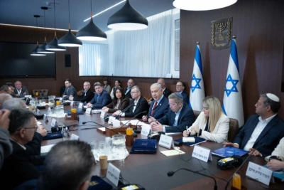 Israeli Prime Minister Benjamin Netanyahu leads a government conference at the Prime Minister's office in Jerusalem on December 10, 2023 (Photo: Yonatan Sindel/Flash90).