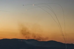 An anti-missile system fires interception missiles as rockets fired from Lebanon, as it seen from the northern Israeli town of Kiryat Shmona, July 16, 2024 (Photo: Ayal Margolin/Flash90).