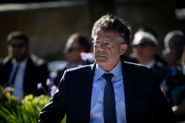 Supreme court justice Isaac Amit at a memorial ceremony for late President Shimon Peres, at the Mount Herzl cemetery in Jerusalem, on September 4, 2024. Photo by Yonatan Sindel/Flash90