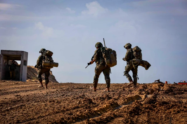 Israeli soldiers operating in Beit Lahia, in the northern Gaza Strip, on November 28, 2024. Photo by Oren Cohen/Flash90