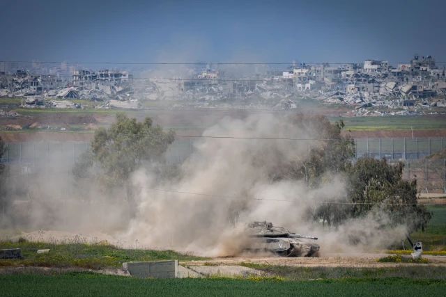 Israeli soldiers seen on the Israeli border with the Gaza Strip, on March 18, 2025. Photo by Chaim Goldberg/Flash90