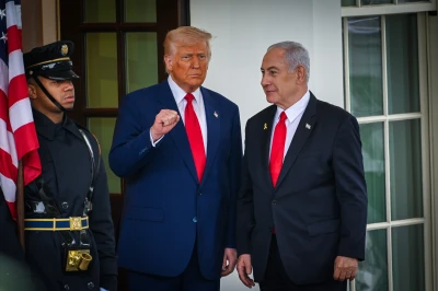US President Donald Trump welcomes Israeli prime Minister Benjamin Netanyahu at the White House in Washington D.C., April 7, 2025. Photo by Liri Agami/Flash90