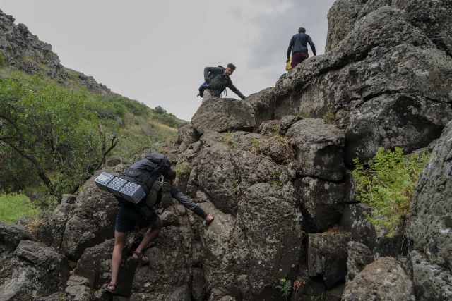 Hundreds of Israeli famiies hike the Jilabun Nature Reserve towards the Dvora waterfall , near Moshava Kidmat Zvi, Golan Heights, April 14, 2025. Photo by Michael Giladi/Flash90