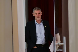 Leader of the Democrats party Yair Golan holds a press conference in Tel Aviv, May 20, 2025. Photo by Avshalom Sassoni/Flash90