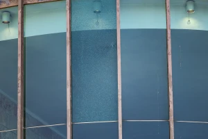 Police and guards at the scene where a window was found broken at the Supreme Court in Jerusalem on June 6, 2025. Photo by Oren Ben Hakoon/Flash90