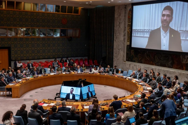 Ilay David, brother of hostage Evyatar David speaks on a screen during a meeting at the United Nations headquarters in New York City on the medical condition of hostages held in the Gaza Strip, August 5, 2025. Photo by Liri Agami/Flash90