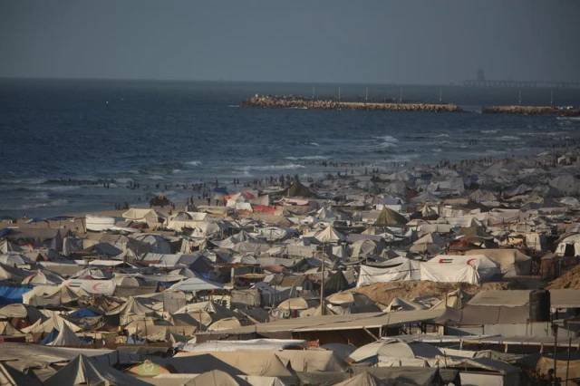 Displaced Palestinians seen near their tents near the sea in Gaza City, September 2, 2025. Photo by Ali Hassan/Flash90