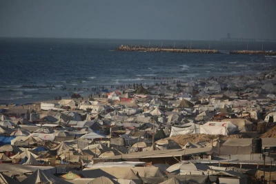 Displaced Palestinians seen near their tents near the sea in Gaza City, September 2, 2025. Photo by Ali Hassan/Flash90