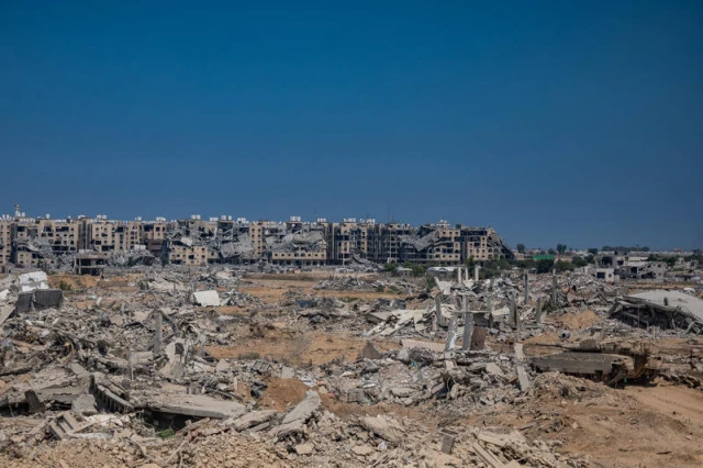 Israeli soldiers operating near Hamad City in Khan Yunis, in the southern Gaza Strip, on September 4, 2025. Photo by Yonatan Sindel/Flash90