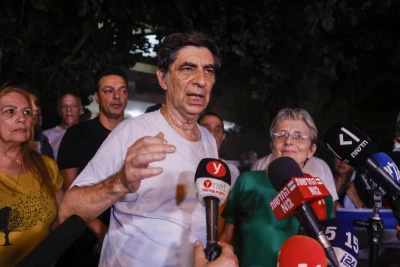Family members of Lt. Hadar Goldin, whose body had been held by Hamas in the Gaza Strip since 2014 and was returned to Israel today as part of a deal with Hamas, hold a press conference outside their home in Kfar Saba, November 9, 2025. Photo by Yehoshua Yosef/Flash90