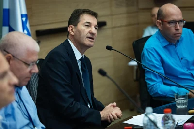 MK Boaz Bismuth, chair of the Foreign Affairs and Defense Committee leads a committee meeting at the Knesset, the Israeli Parliament in Jerusalem, November 18, 2025. Photo by Yonatan Sindel/Flash90