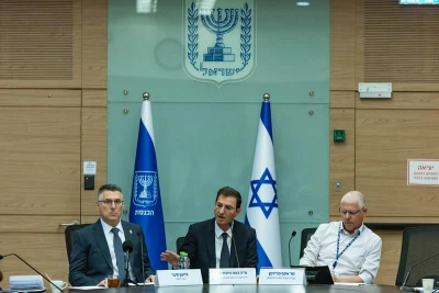 Committee Chairman Boaz Bismuth and Foreign Affairs Minister Gideon Sa'ar attend a Defense and Foreign Affairs Committee meeting at the Knesset, the Israeli parliament in Jerusalem December 2, 2025. Photo by Yonatan Sindel/Flash90