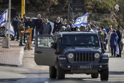 Israeli army close main roads and restricted Palestinian movement as Israeli settlers try to enter the Qizoun area east of Hebron December 10, 2025. Photo by Wisam Hashlamoun/FLASH90