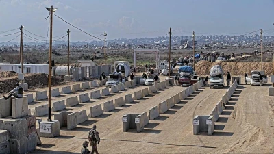 An American company is inspecting thousands of vehicles from Gaza as they try to move north (Photo used under section 27A of the copyright law).