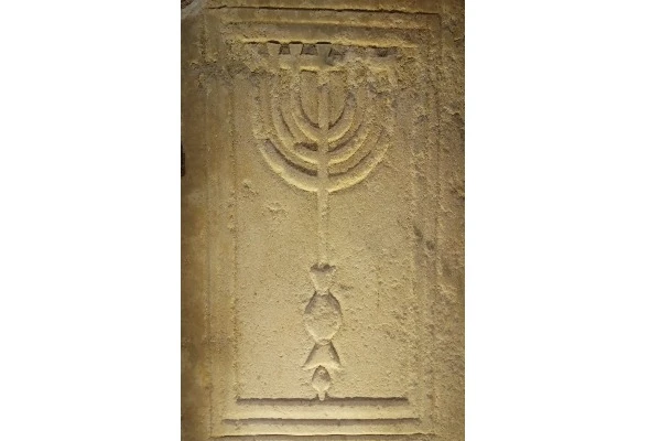 One of the artifacts on exhibition at the Museum of Caesarea Maritima depicts a Jewish Byzantine menorah-candelabrum of seven branches. Photo from October 2 2019 (Photo: Aaron Goel-Angot).
