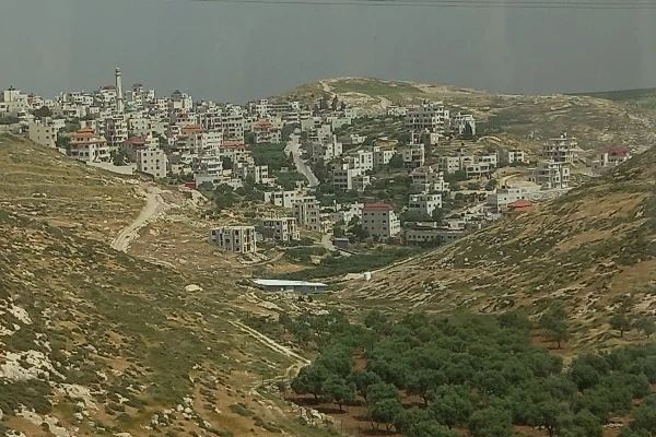 A view of the modern Palestinian village of Mukhamas, the ancient Michmash of the bible, April 26, 2022 (Photo: Aaron Goel-Angot)